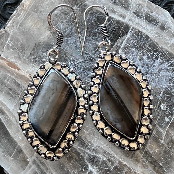 Agate Crystal Stone Jewelry Earrings - Picture 3 of 7